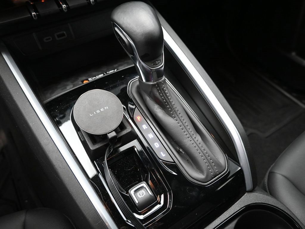 Used 2024 Chevrolet Colorado LT w/ LT Convenience Package III image 33