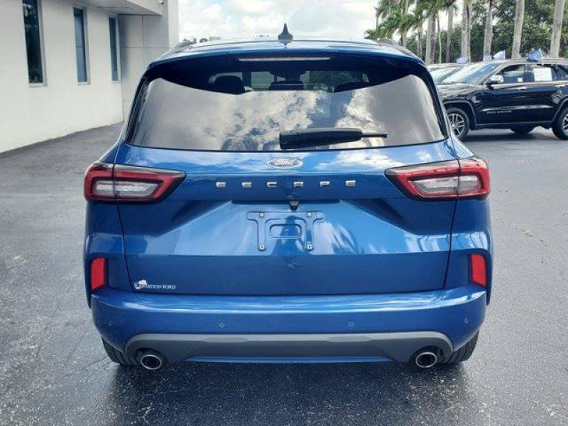 Certified 2023 Ford Escape ST-Line w/ Tech Pack #1 FWD image 7