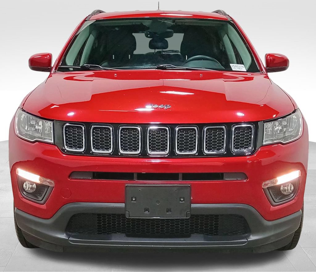 Used 2018 Jeep Compass Latitude w/ Popular Equipment Group AWD/4WD image 10