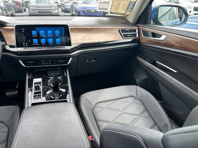 Used 2026 Volkswagen Atlas SE FWD image 12