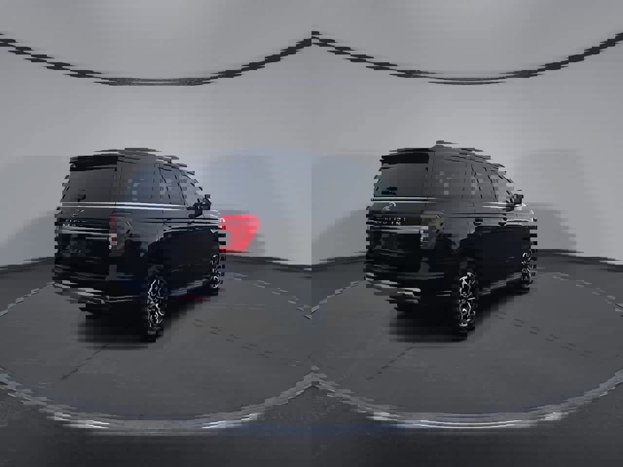 Certified 2024 Ford Expedition XLT image 8