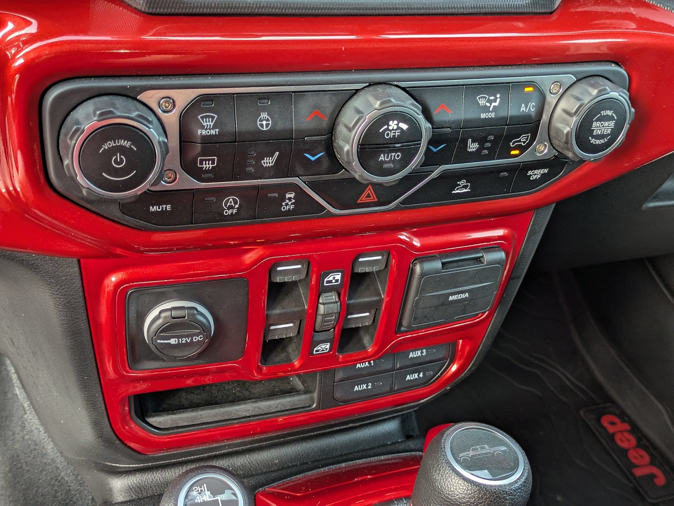 Used 2023 Jeep Gladiator Sport AWD/4WD image 24