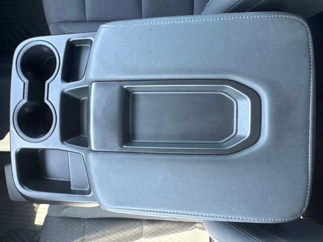 Used 2025 Chevrolet Silverado 2500 Custom w/ Custom Value Package image 26