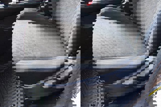 Used 2021 Nissan Kicks SV image 17