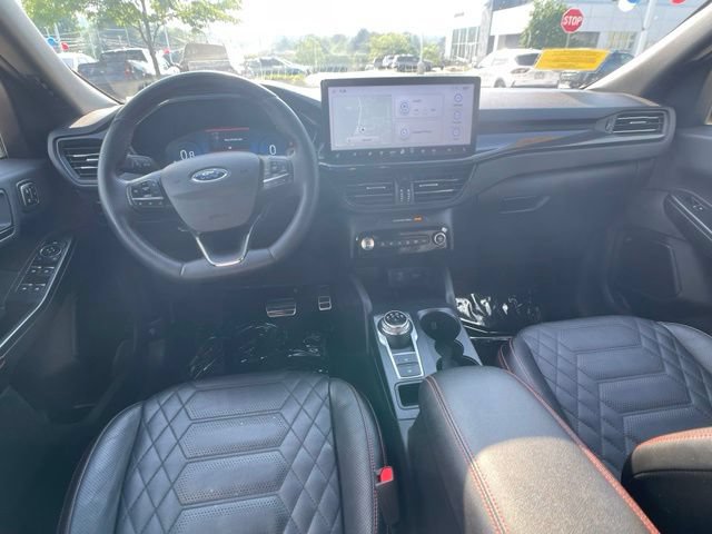 Certified 2023 Ford Escape ST-Line Elite w/ Premium Technology Package AWD/4WD image 16