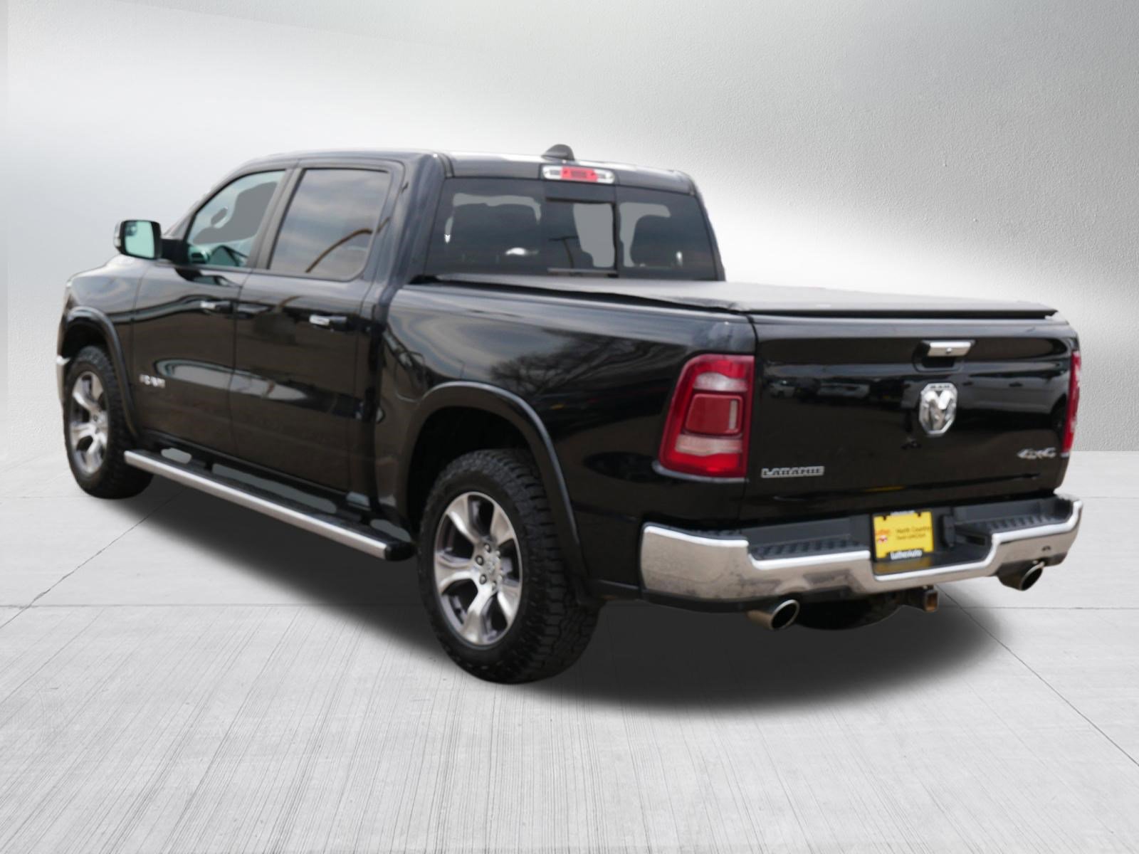 Used 2020 RAM 1500 Laramie AWD/4WD image 5