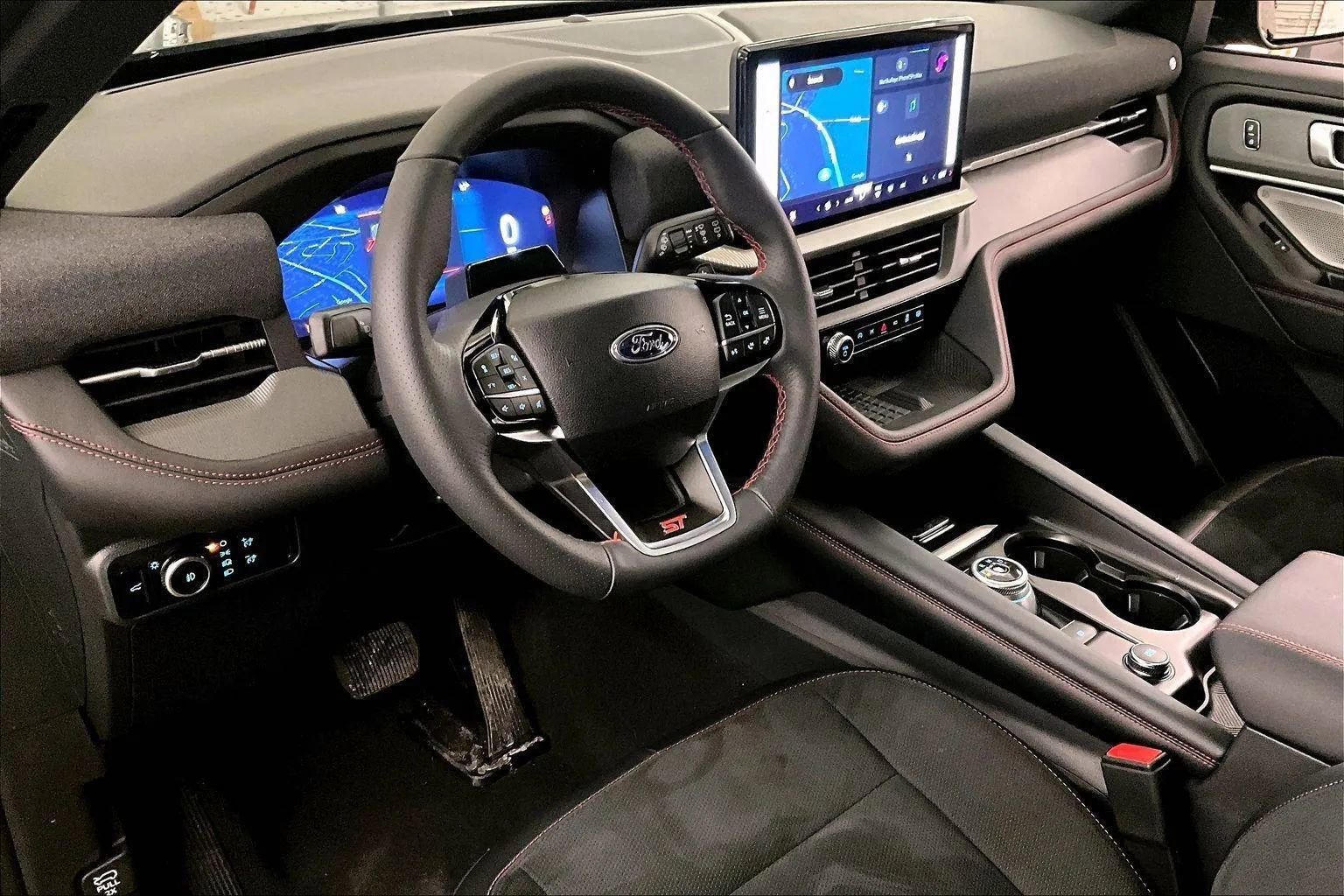 Certified 2025 Ford Explorer ST w/ Sun And Sound Package image 12