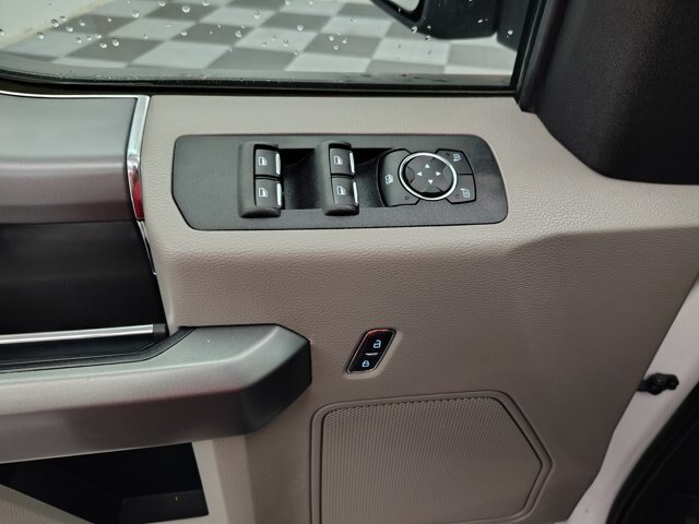 Certified 2018 Ford F150 XLT w/ Equipment Group 302A Luxury AWD/4WD image 27