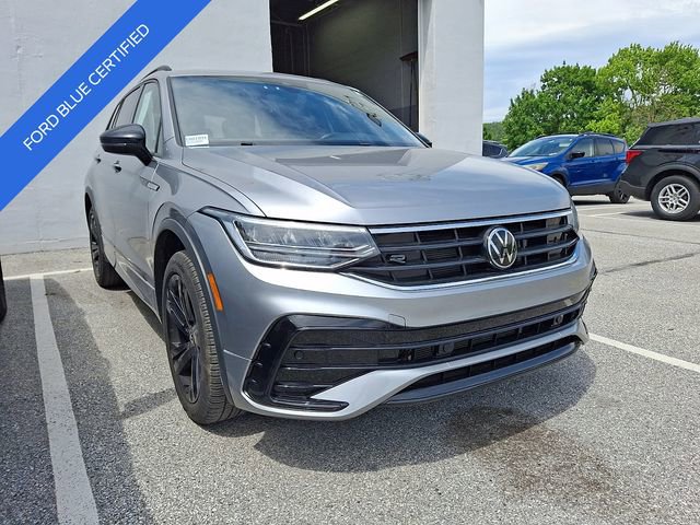 Used 2024 Volkswagen Tiguan SE R-Line AWD/4WD image 1