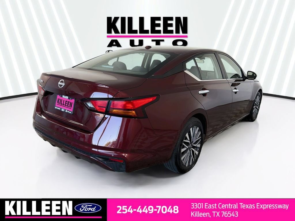 Used 2025 Nissan Altima 2.5 SV FWD image 9