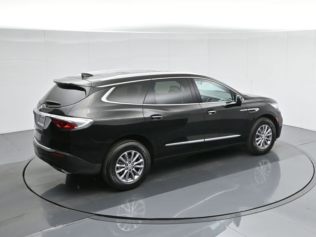 Used 2024 Buick Enclave Premium image 13