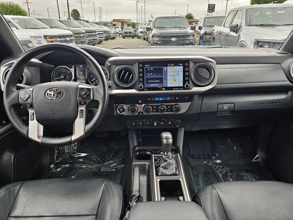 Used 2023 Toyota Tacoma Limited w/ Black Out Package (TMS) AWD/4WD image 13