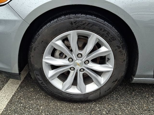 Used 2025 Chevrolet Malibu LT FWD image 28