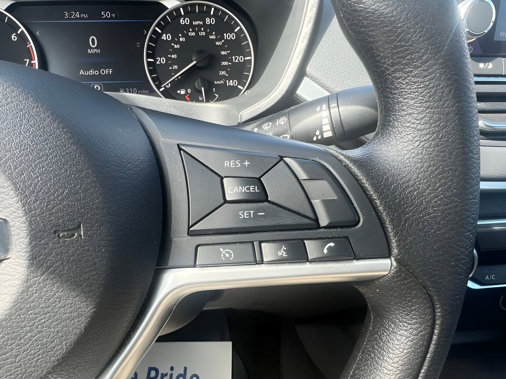 Used 2022 Nissan Altima 2.5 SV FWD image 16