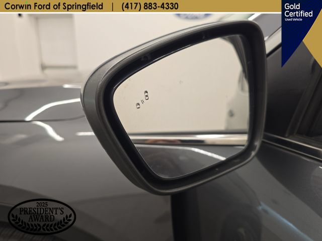 Certified 2024 Ford Escape Platinum AWD/4WD image 35