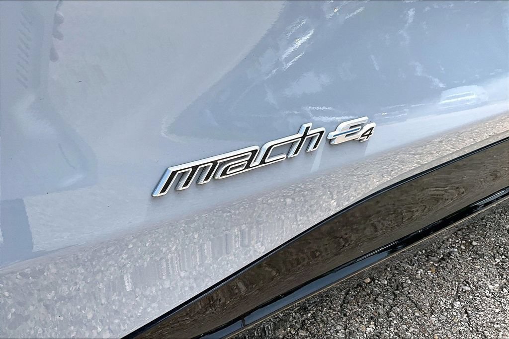 Certified 2025 Ford Mustang Mach-E Premium w/ Sport Appearance Package AWD/4WD image 8