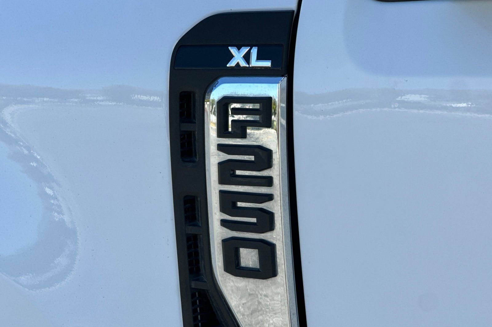 Certified 2024 Ford F250 XL w/ XL Off-Road Package AWD/4WD image 30