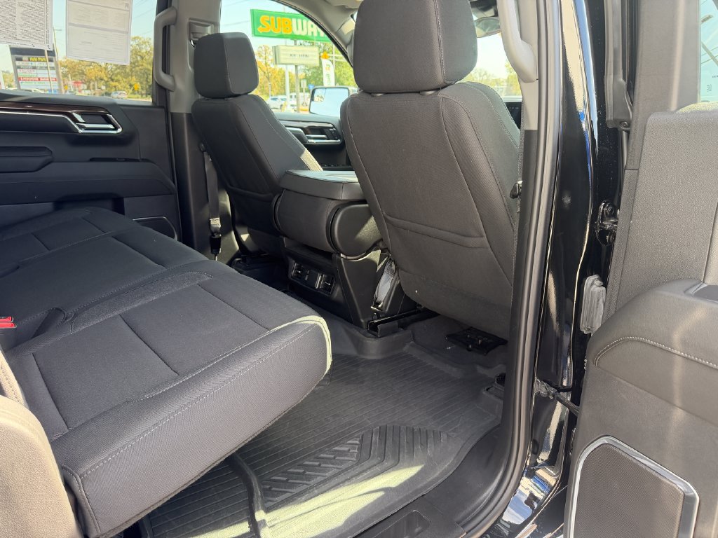 Used 2024 Chevrolet Silverado 1500 RST AWD/4WD image 30