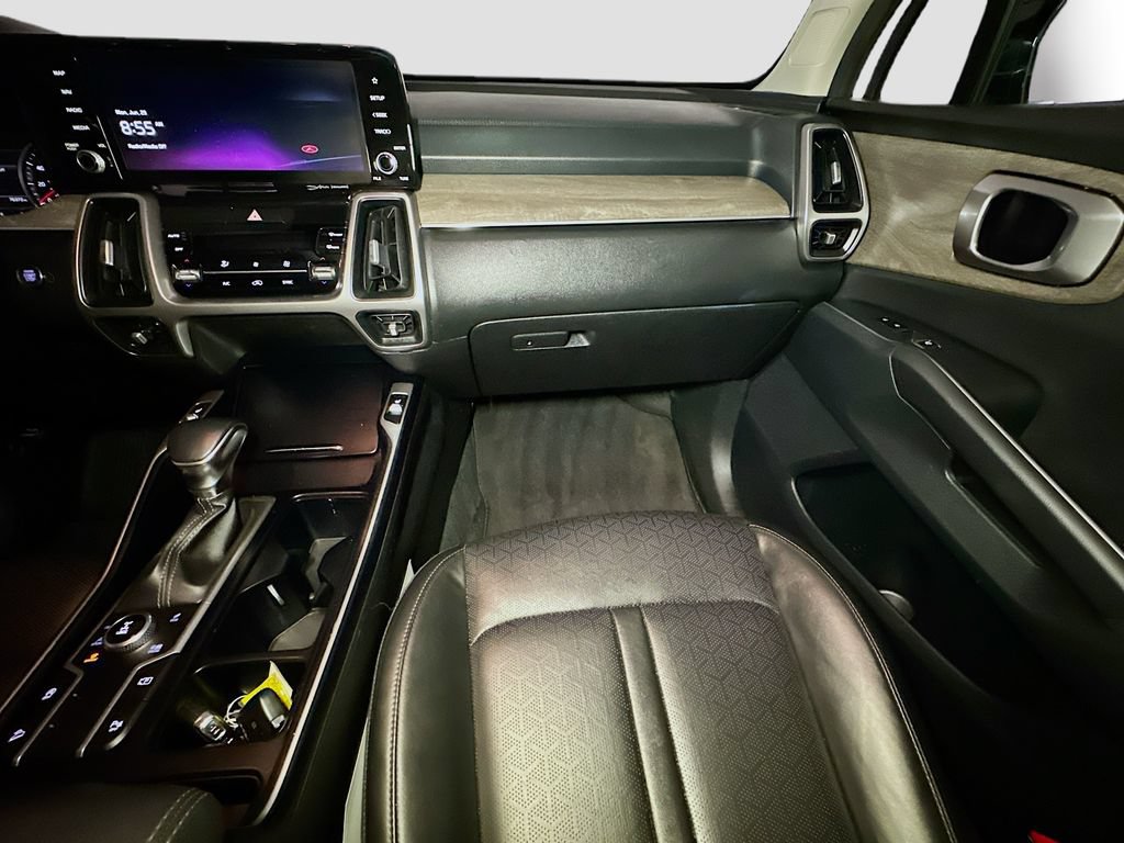 Used 2022 Kia Sorento S AWD/4WD image 32