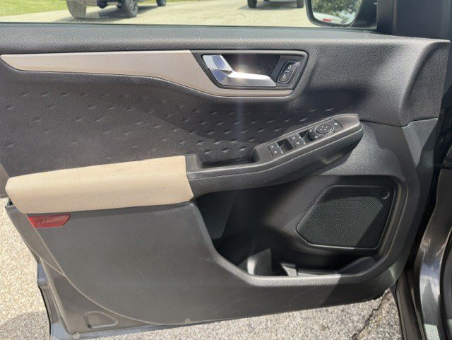 Certified 2020 Ford Escape SE AWD/4WD image 11