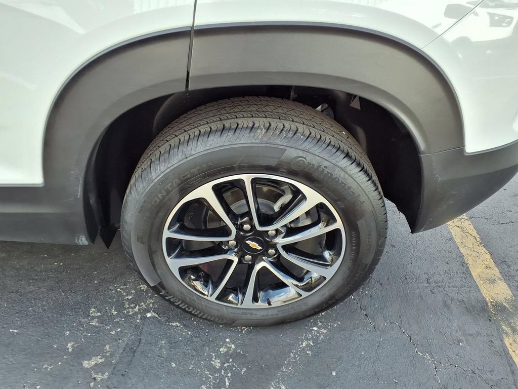 Used 2024 Chevrolet TrailBlazer LT FWD image 29