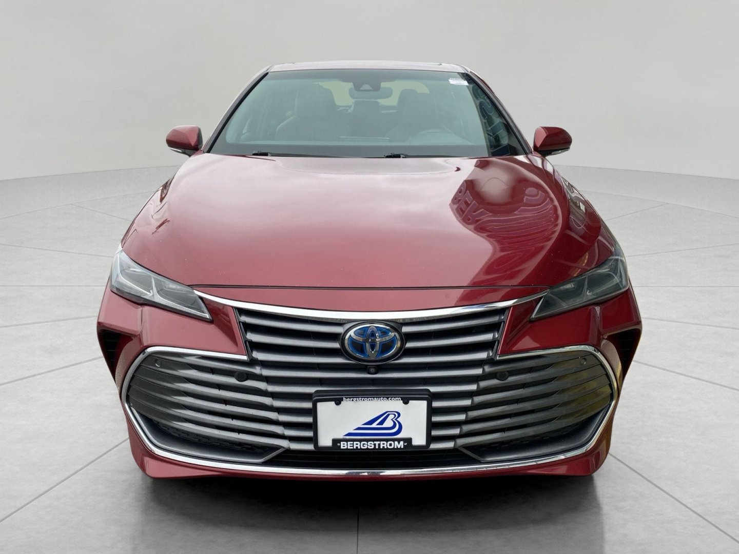 Used 2020 Toyota Avalon Limited w/ Advanced Safety Package FWD image 3
