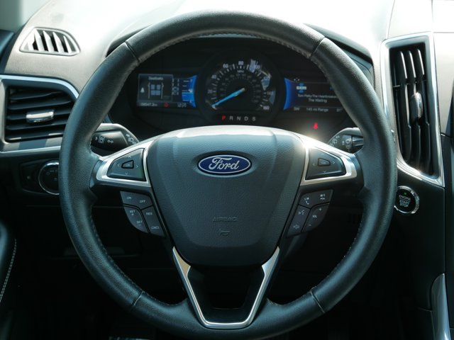 Certified 2024 Ford Edge Titanium AWD/4WD image 17