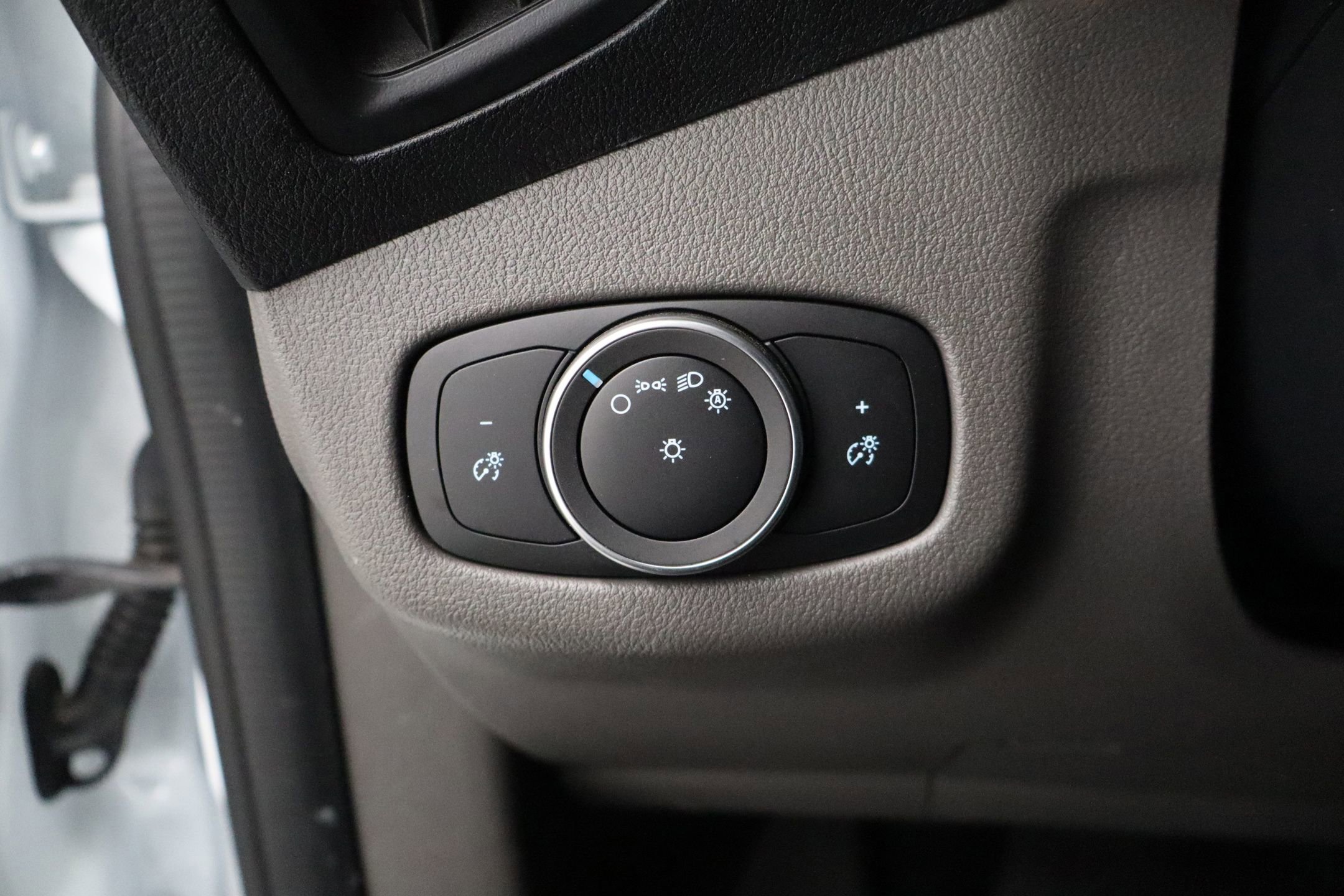 Certified 2023 Ford Transit Connect XL FWD image 16