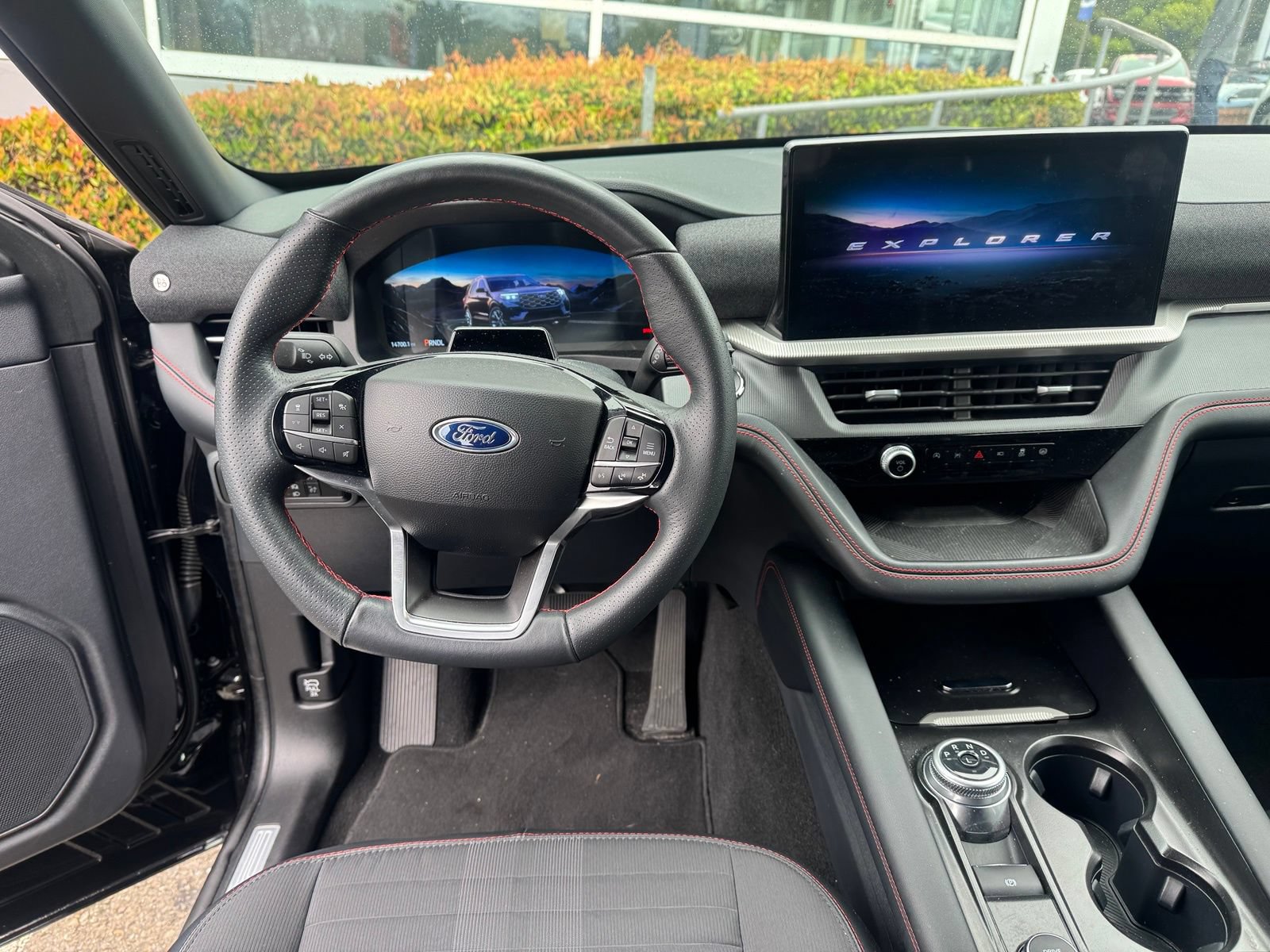 Certified 2025 Ford Explorer ST-Line AWD/4WD image 11