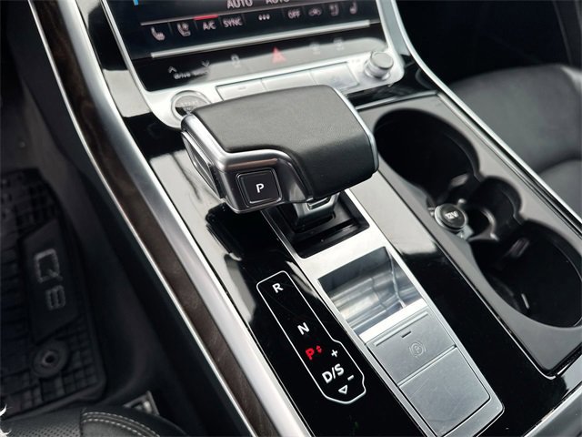 Used 2021 Audi Q8 Prestige w/ Prestige Package image 27