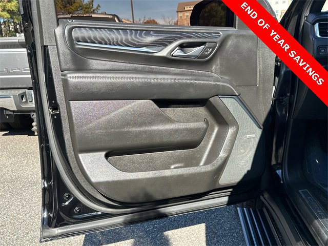 Used 2022 GMC Yukon XL Denali image 10