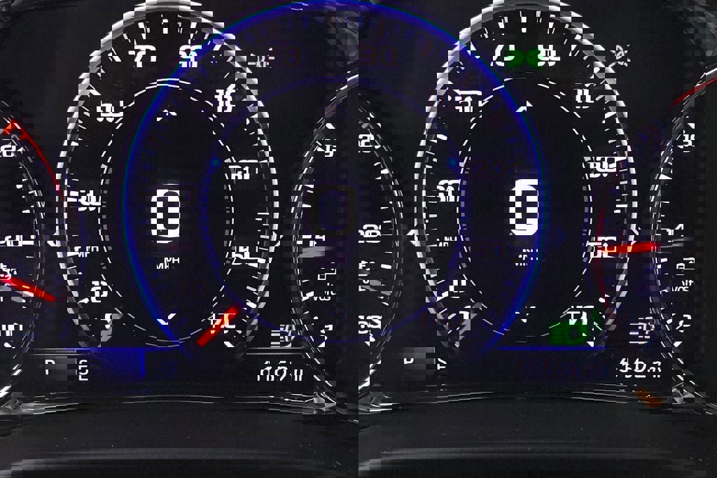 Used 2023 GMC Acadia SLT w/ Technology Package image 19