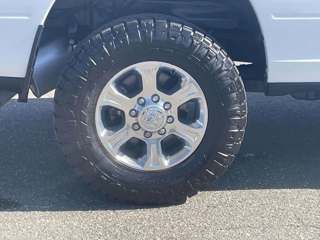 Used 2022 RAM 2500 Tradesman w/ Chrome Appearance Group AWD/4WD image 7