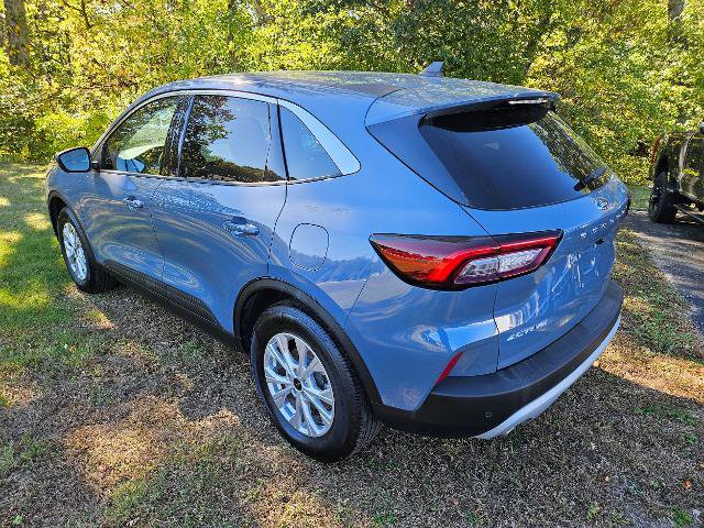 Certified 2023 Ford Escape Active w/ Tech Pack #2 image 7