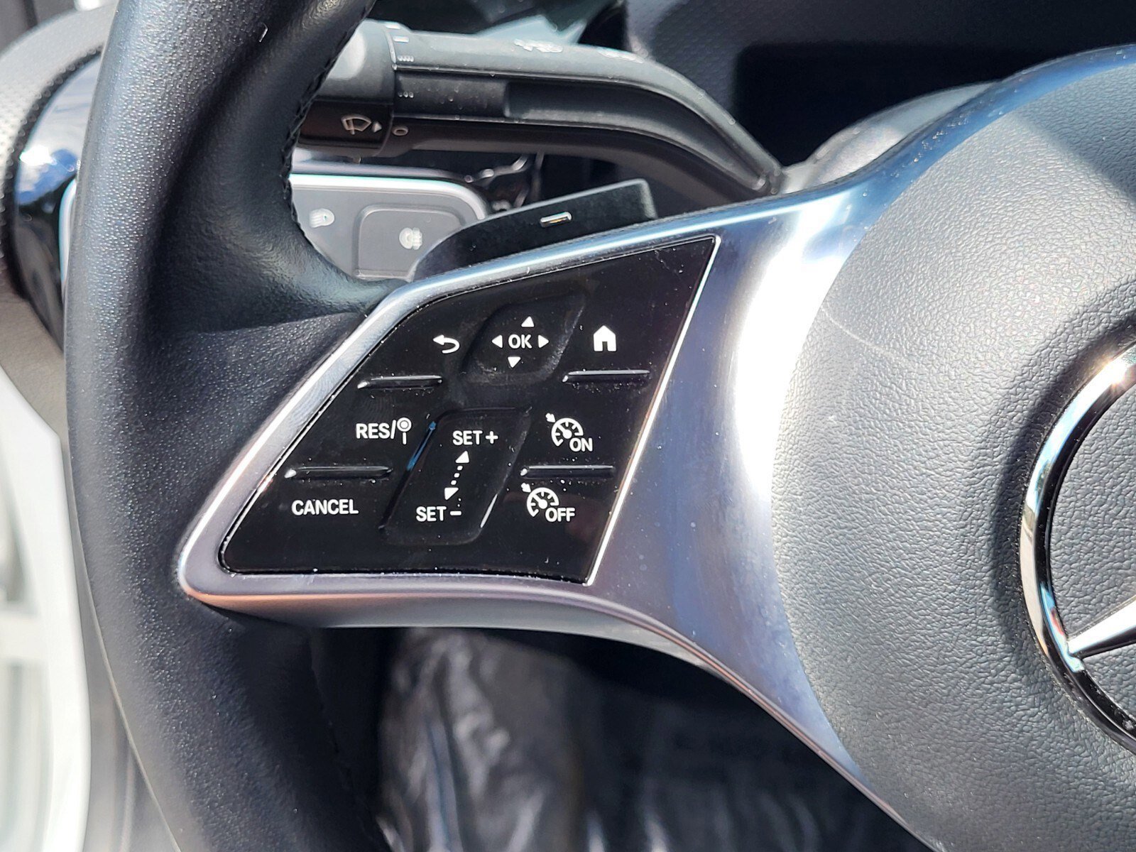 Used 2025 Mercedes-Benz CLA 250 4MATIC image 27