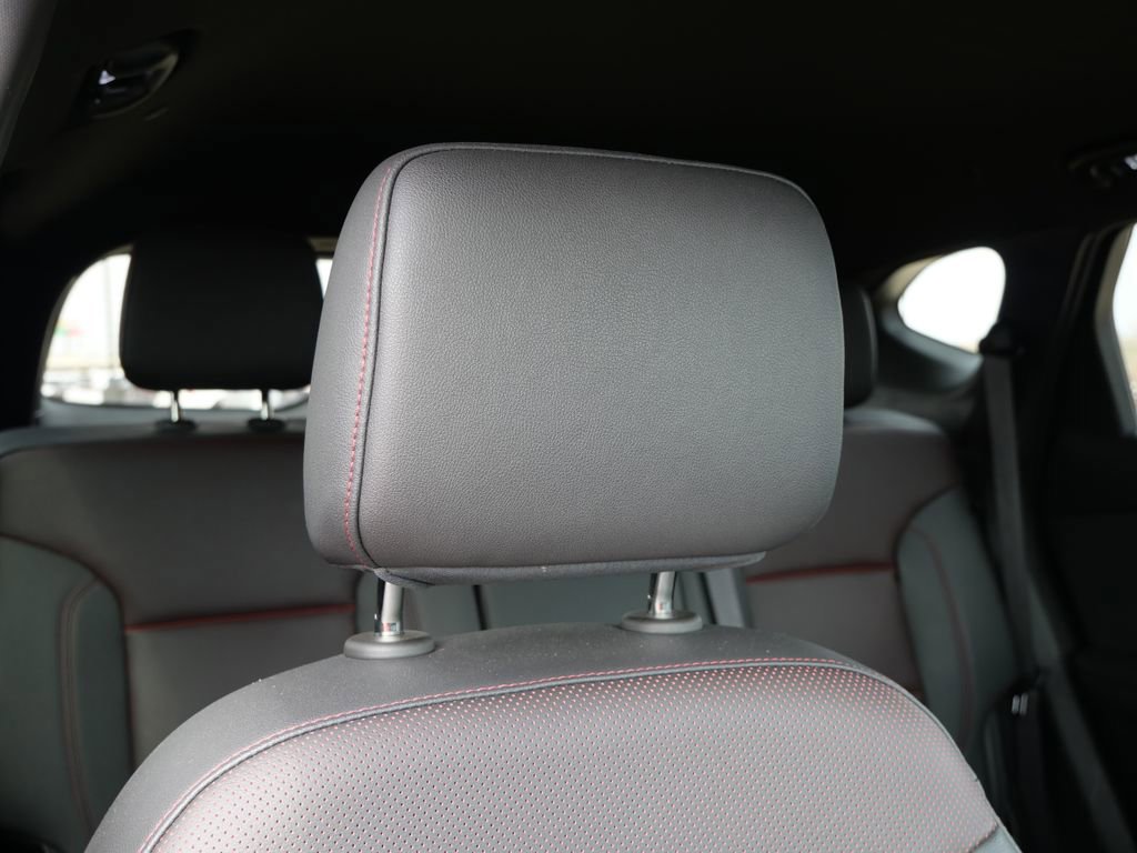 Used 2025 Chevrolet Blazer RS image 22