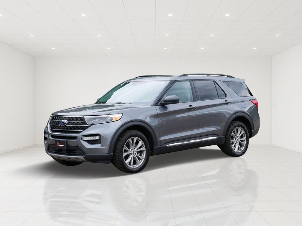 Certified 2023 Ford Explorer XLT w/ Equipment Group 202A AWD/4WD image 6