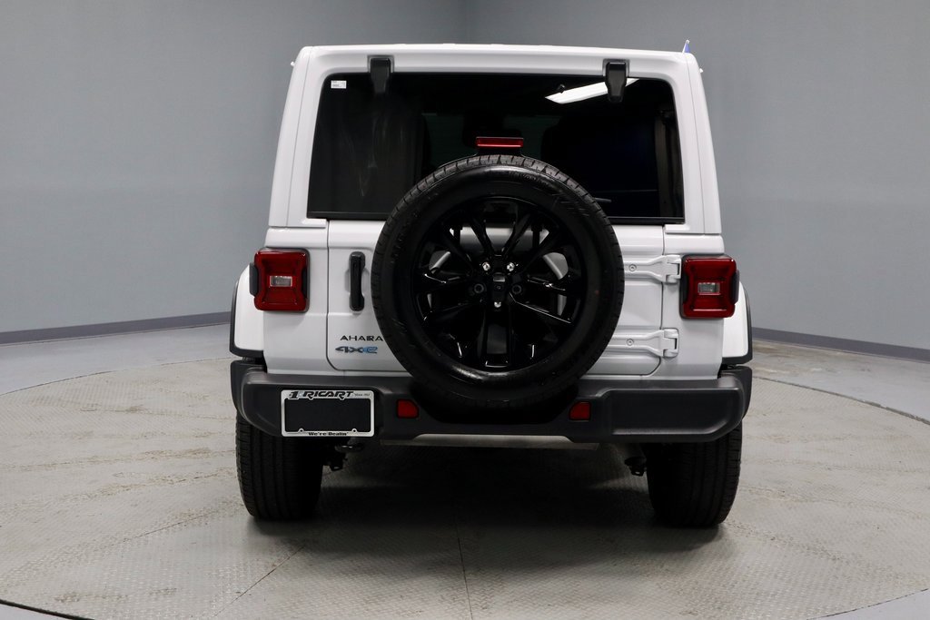 Used 2025 Jeep Wrangler Unlimited Sahara image 9