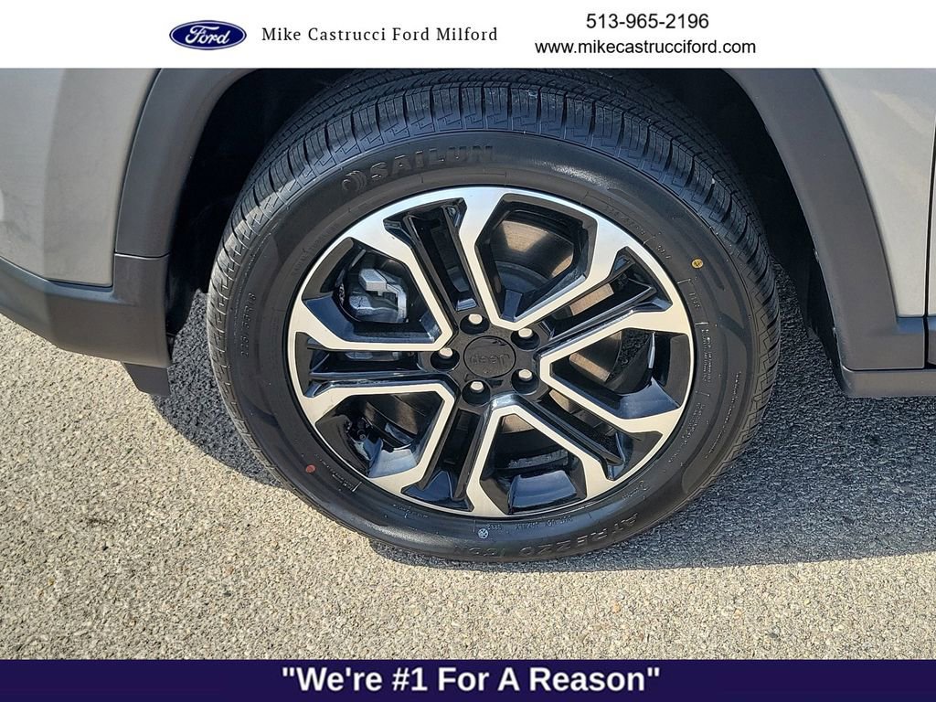 Used 2024 Jeep Compass Limited AWD/4WD image 9