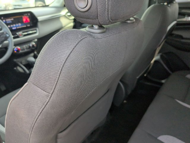 Used 2025 Chevrolet TrailBlazer LT w/ Driver Confidence Package FWD image 14