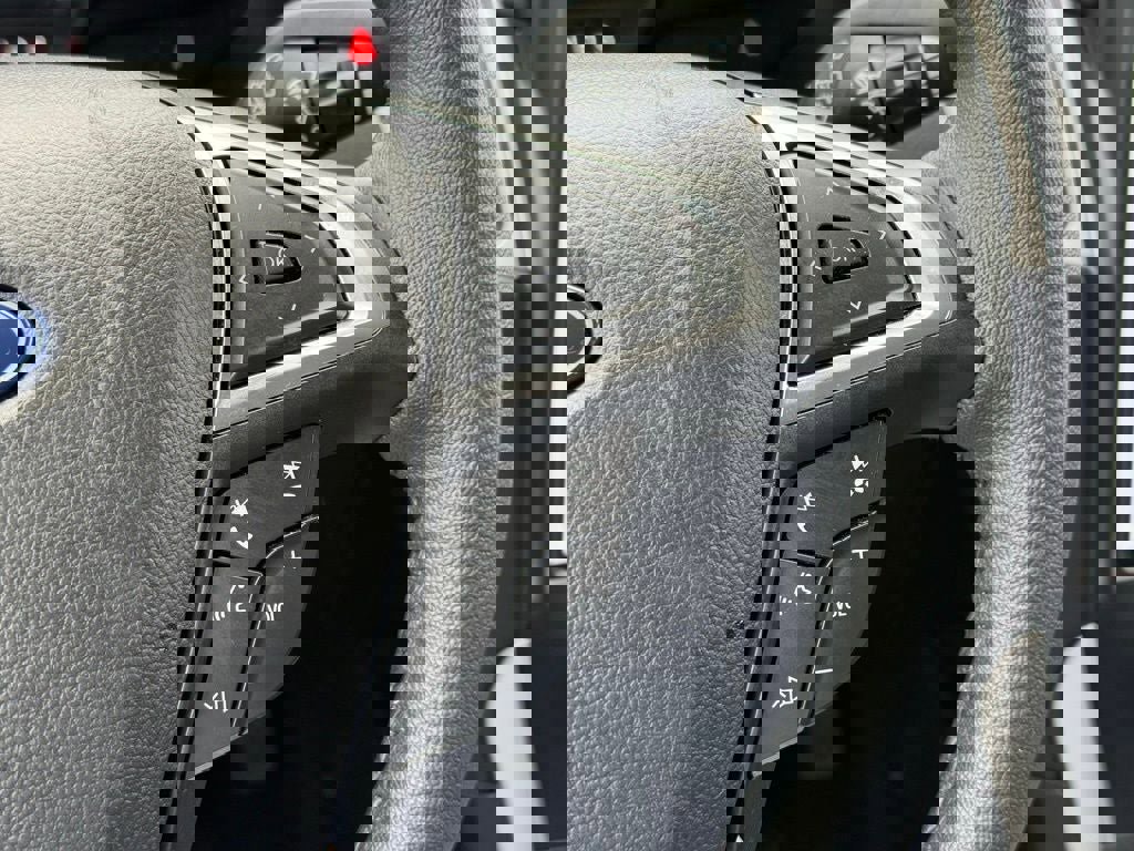 Certified 2024 Ford Edge SEL w/ Convenience Package image 32