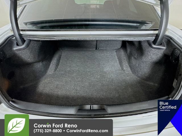 Used 2022 Chrysler 300 Touring image 26