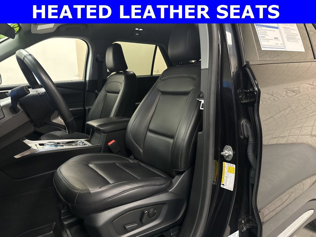 Certified 2023 Ford Explorer XLT w/ Equipment Group 202A image 6