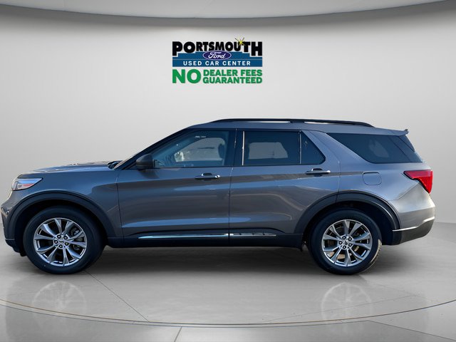 Certified 2022 Ford Explorer XLT w/ Equipment Group 202A AWD/4WD image 2