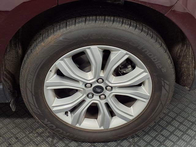 Certified 2024 Ford Edge Titanium AWD/4WD image 28