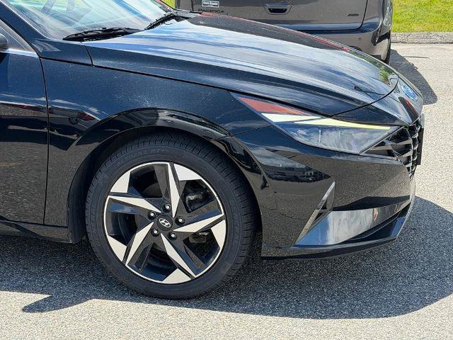 Used 2023 Hyundai Elantra Limited w/ Cargo Package FWD image 20