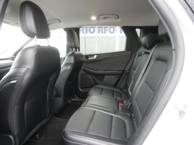 Certified 2025 Ford Escape Platinum image 17