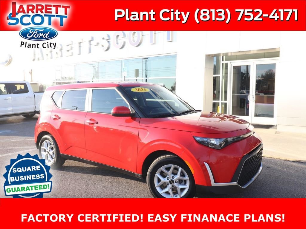 Used 2025 Kia Soul LX w/ LX Technology Package image 1