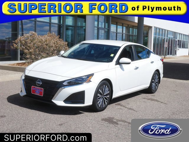 Used 2023 Nissan Altima 2.5 SV FWD image 1
