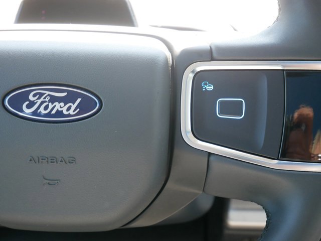 Certified 2025 Ford Expedition Active AWD/4WD image 21